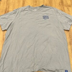 Nike Mens USMNT TS
Size XL
Color - Gray